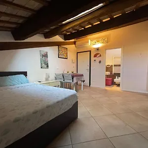 Appartamento Lhe Petit Delice Italia